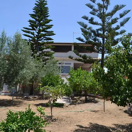 בית נופש Helen Blue